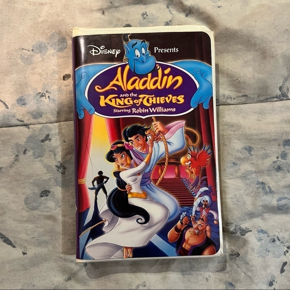 Disney Aladdin and the King of Thieves VHS (1996) Clamshell Tape